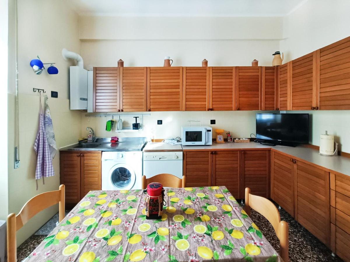 San Martino Appartament Con Parcheggio Privato Genua Exteriör bild